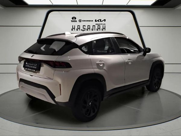 2025-Suzuki-Fronx-15-GL image:5