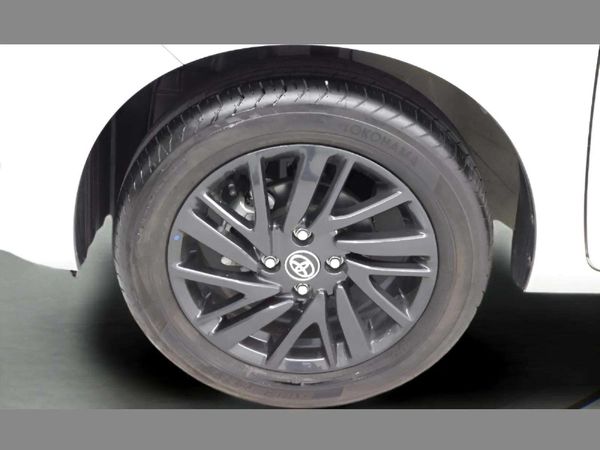 2025-Toyota-Vitz-10-XR image:10