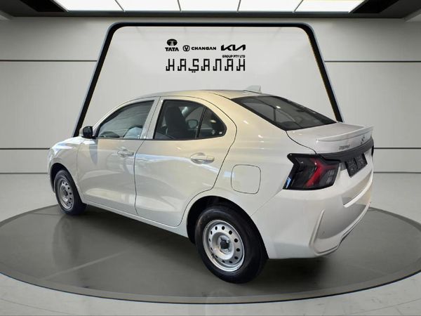 2026-Suzuki-Dzire-12-GA image:3