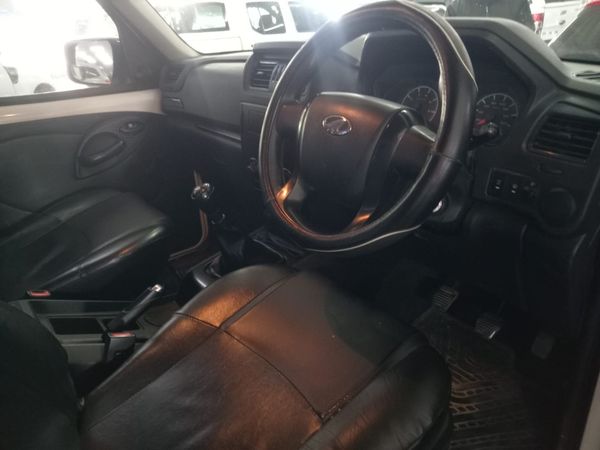 2023-Mahindra-Pik-Up-2023-22-mHawk-S4-Single-Cab-Diesel-Manual image:4