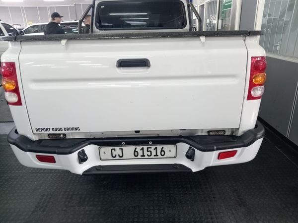 2023-Mahindra-Pik-Up-2023-22-mHawk-S4-Single-Cab-Diesel-Manual image:8