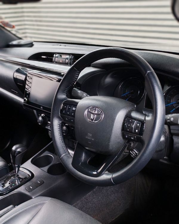2024-Toyota-Hilux-28-GD-6-Raised-Body-Legend-Auto-Double-Cab image:7