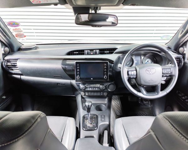 2024-Toyota-Hilux-28-GD-6-Raised-Body-Legend-Auto-Double-Cab image:8