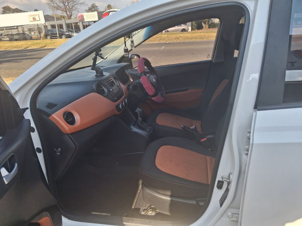 2020-Hyundai-Grand-i10-125-Fluid-Auto image:8