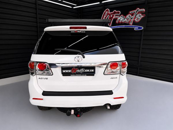 2013-Toyota-Fortuner-40-V6-Auto-4x4 image:5