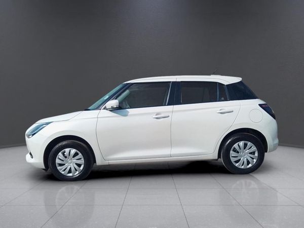 2025-Suzuki-Swift-12-GL image:3