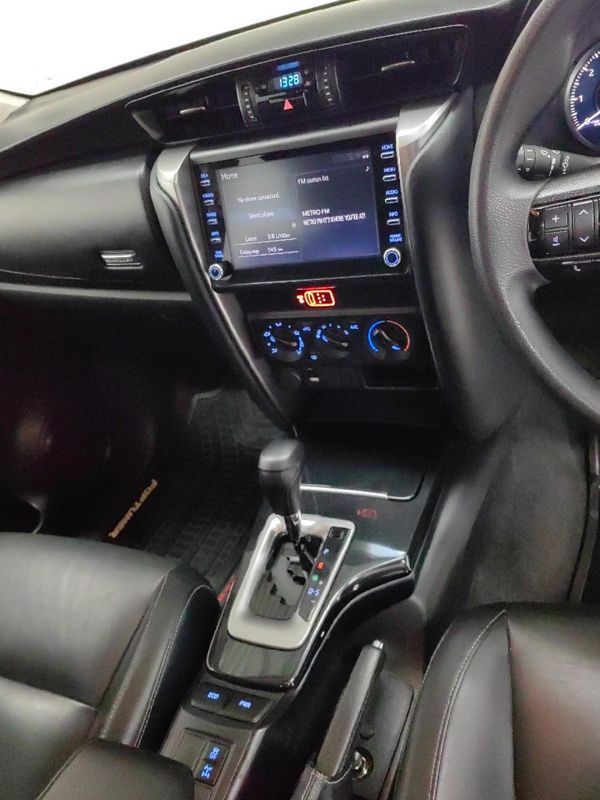 2024-Toyota-Fortuner-24-GD-6-RB-Auto image:10