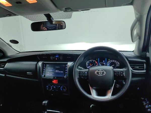 2024-Toyota-Fortuner-24-GD-6-RB-Auto image:8