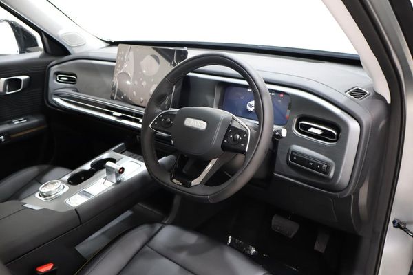 2026-BAIC-B30-e-15T-HEV-Premium-Adventure-4x4-DHT image:9