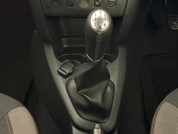 2019-Renault-Sandero-900T-Stepway-Plus-Techroad image:10