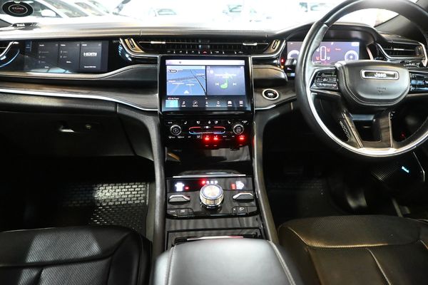 2022-Jeep-Grand-Cherokee-OVERLAND-L-36-V6-LUXURY-TECH-PACK-AUTO-7-ST-4X4 image:10