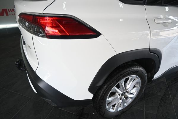 2022-Toyota-Corolla-Cross-18-XS image:5