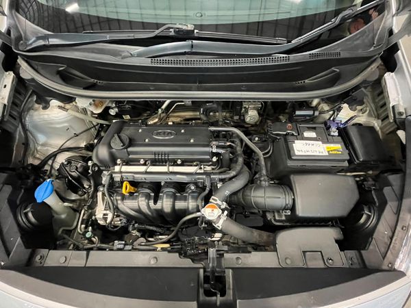 2016-Kia-Rio-14-Tec-3-dr image:12