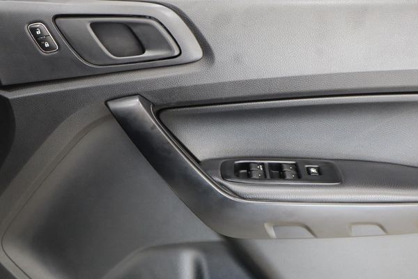 2020-Ford-Ranger-22-TDCi-XL-Double-Cab image:16