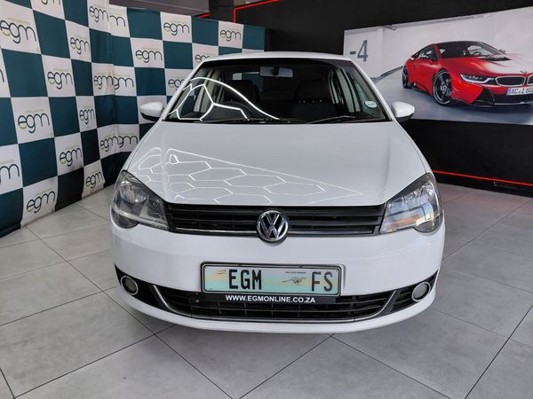 2014-Volkswagen-Polo-Vivo-GP-16-Comfortline image:4