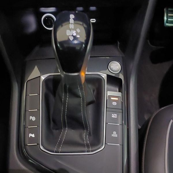 2023-Volkswagen-Tiguan-14-TSI-R-Line-DSG-Auto-110kW image:11