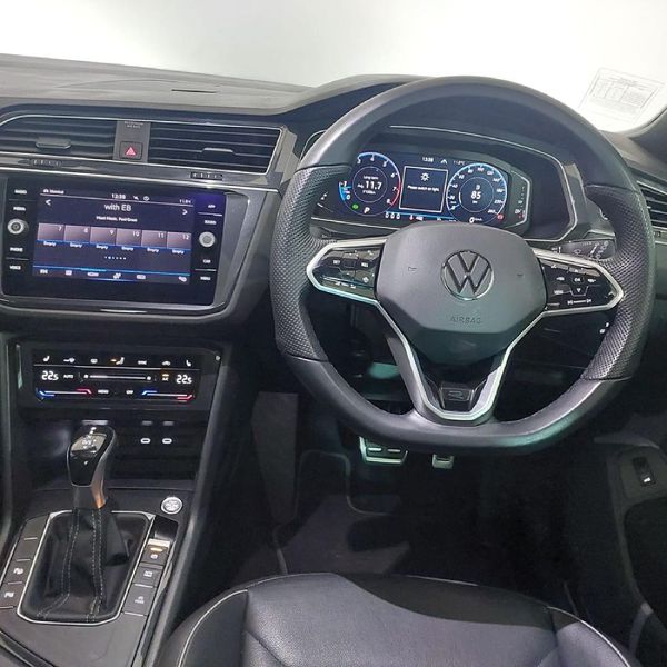 2023-Volkswagen-Tiguan-14-TSI-R-Line-DSG-Auto-110kW image:14