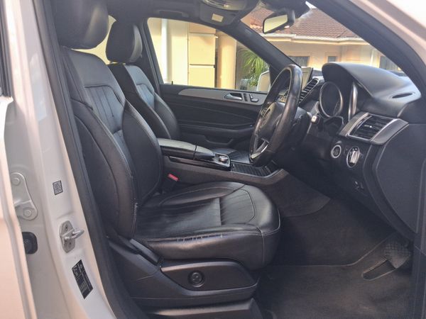 2016-Mercedes-Benz-GLE-250d-4Matic image:11
