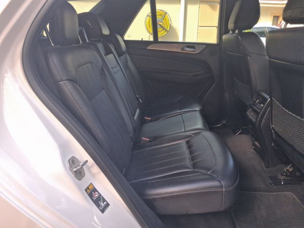 2016-Mercedes-Benz-GLE-250d-4Matic image:13