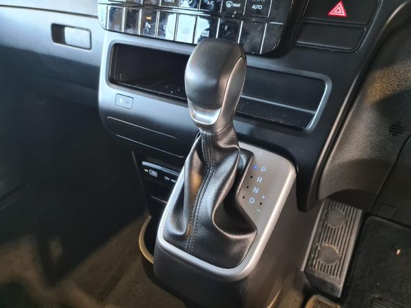 2025-Hyundai-Staria-22d-Executive-Auto image:14