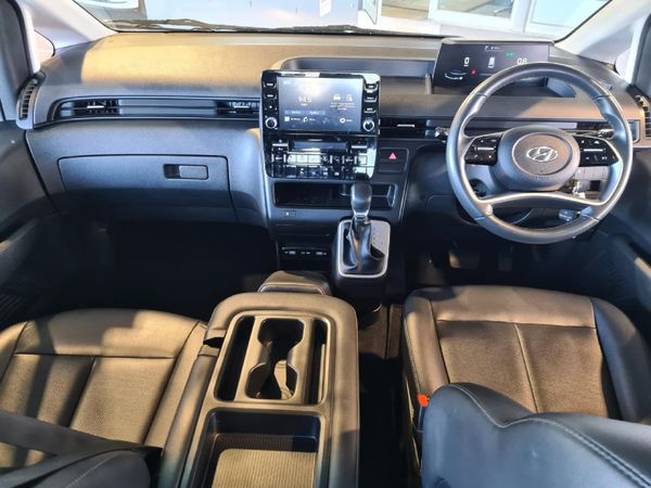 2025-Hyundai-Staria-22d-Executive-Auto image:18