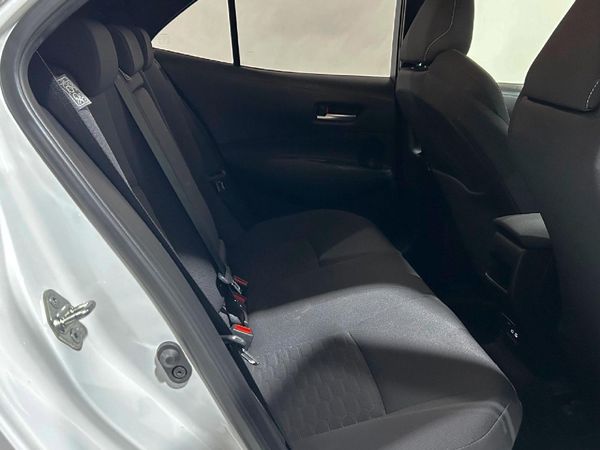 2024-Toyota-Corolla-18-XS-Hybrid-Auto-5-dr image:11