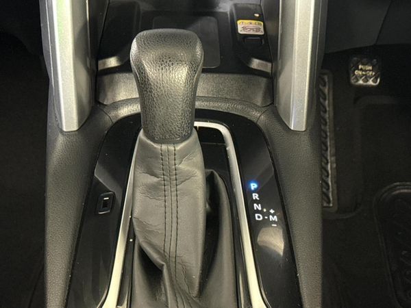 2021-Toyota-Corolla-Cross-18-XI image:10