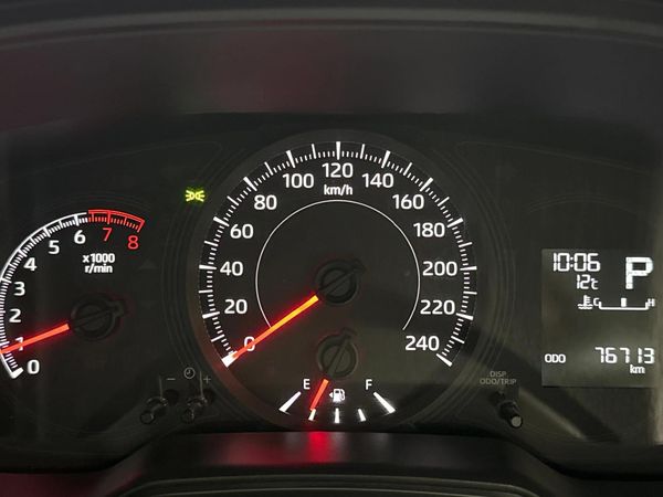 2021-Toyota-Corolla-Cross-18-XI image:2