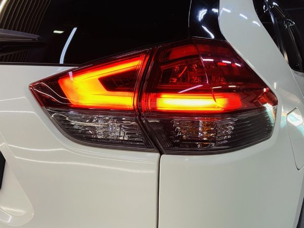 2021-Nissan-X-Trail-25-Acenta-4x4-Auto image:12