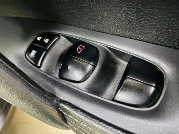 2021-Nissan-X-Trail-25-Acenta-4x4-Auto image:15