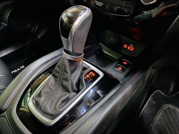 2021-Nissan-X-Trail-25-Acenta-4x4-Auto image:21
