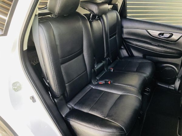 2021-Nissan-X-Trail-25-Acenta-4x4-Auto image:30