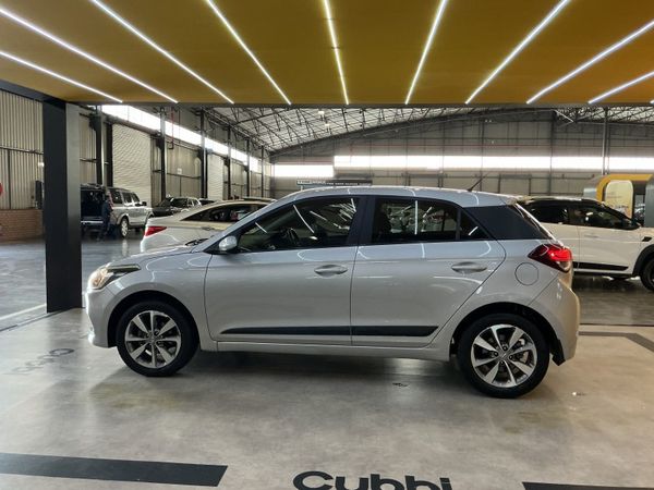 2016-Hyundai-i20-14-Fluid-Auto image:3