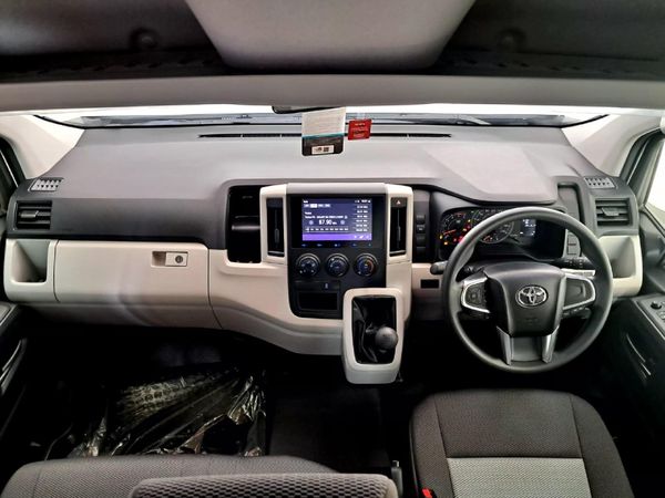 2026-Toyota-Quantum-28-SLWB-Panel-Van image:10