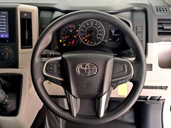 2026-Toyota-Quantum-28-SLWB-Panel-Van image:19