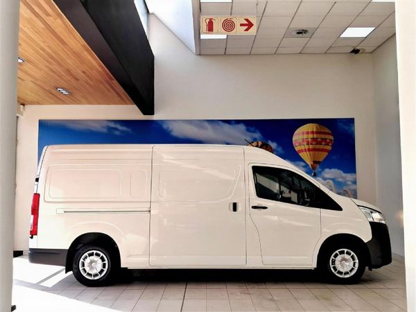 2026-Toyota-Quantum-28-SLWB-Panel-Van image:7