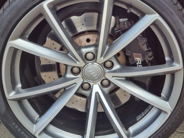 2014-Audi-RS5-Coupe-quattro-Auto image:10