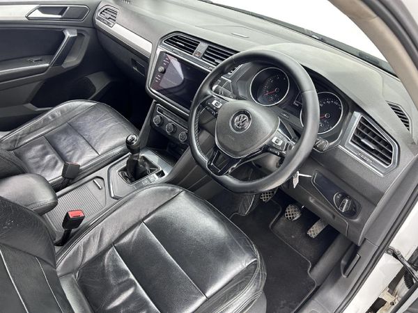 2017-Volkswagen-Tiguan-14-TSI-Trendline-92kW image:14