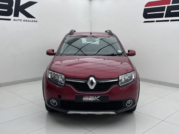 2017-Renault-Sandero-900T-Stepway image:1