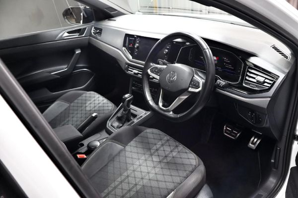 2023-Volkswagen-Taigo-10-TSI-R-Line-Auto image:9