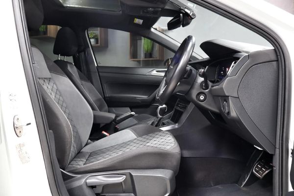 2023-Volkswagen-Taigo-10-TSI-R-Line-Auto image:12