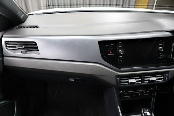 2023-Volkswagen-Taigo-10-TSI-R-Line-Auto image:13