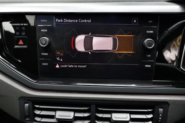 2023-Volkswagen-Taigo-10-TSI-R-Line-Auto image:14