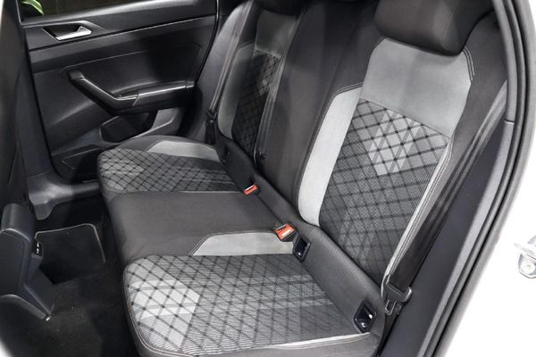 2023-Volkswagen-Taigo-10-TSI-R-Line-Auto image:18