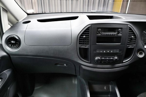 2023-Mercedes-Benz-Vito-116-20-CDI-Tourer-Pro-Auto image:14