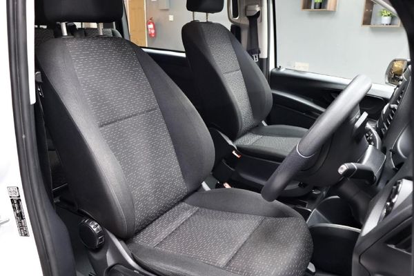 2023-Mercedes-Benz-Vito-116-20-CDI-Tourer-Pro-Auto image:17
