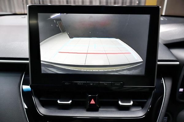 2025-Toyota-Corolla-Cross-18-XS image:13