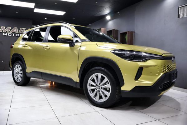 2025-Toyota-Corolla-Cross-18-XS image:1