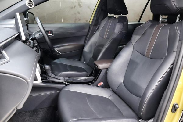 2025-Toyota-Corolla-Cross-18-XS image:19