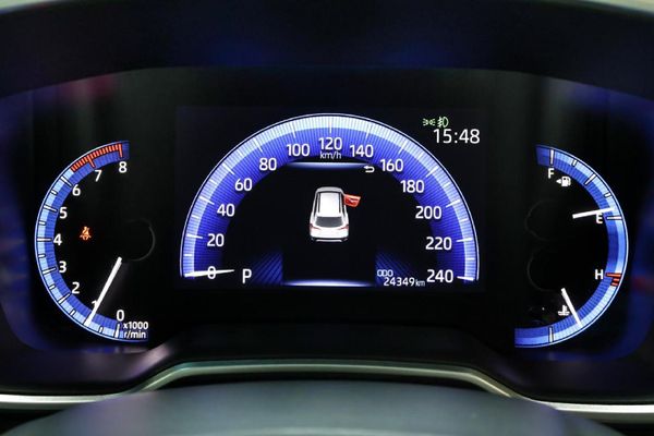 2025-Toyota-Corolla-Cross-18-XS image:21